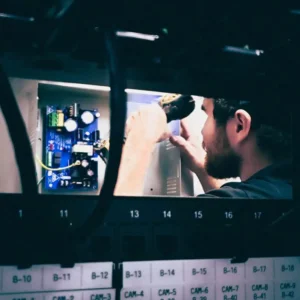 Cloud-Based Access Control: 10 Reasons To Switch 42 Houston Access Control Installer